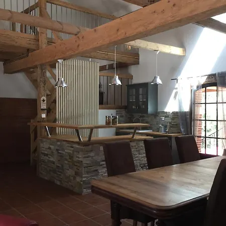 招待所 普霍尔旅馆 Sainte-Foy-dʼAigrefeuille