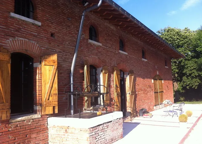 בית הארחה Le Pujol Sainte-Foy-dʼAigrefeuille